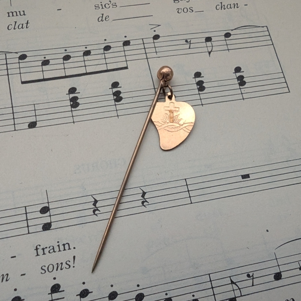 Goldtone Stick Pin with Engraved Cross Charm